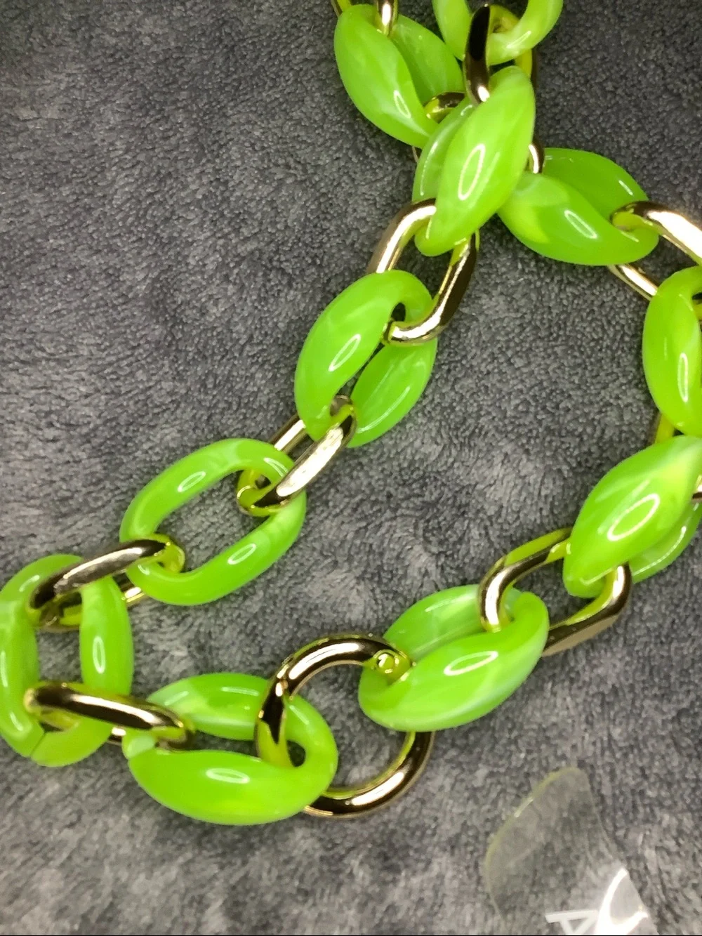 ARTIKL ACRYLIC CHAIN CROSSBODY PHONE STRAP NECKLACE